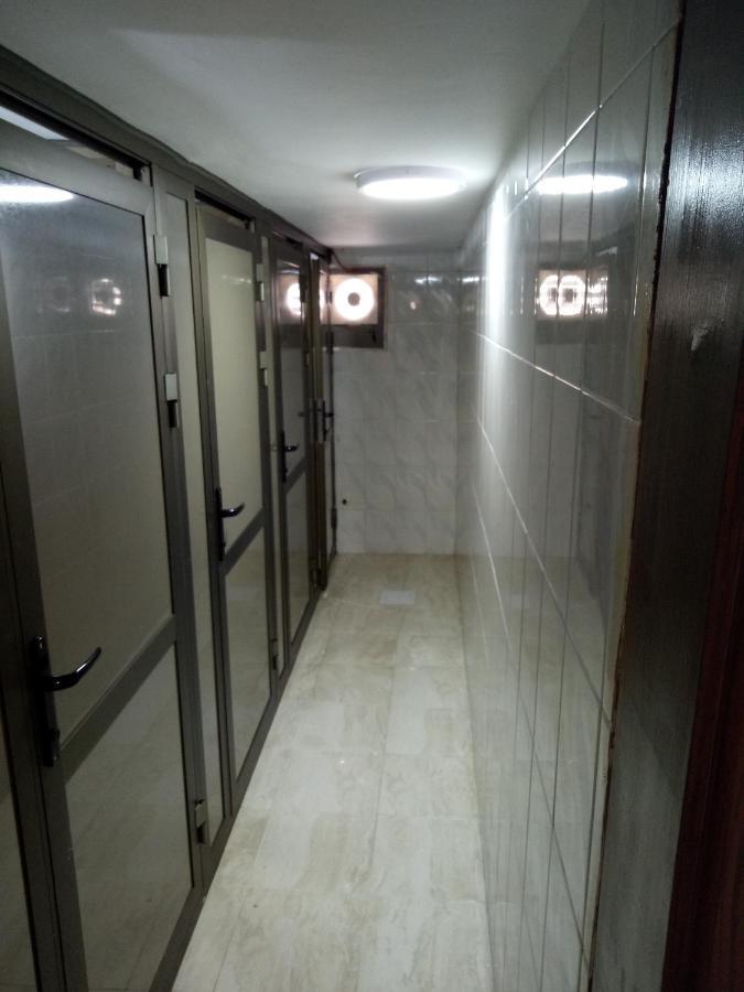 Happy Night Hostel 瓦迪穆萨 外观 照片