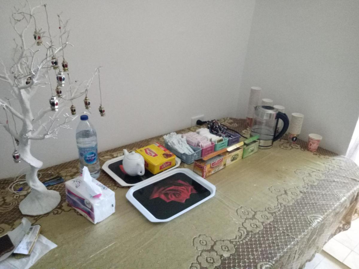 Happy Night Hostel 瓦迪穆萨 外观 照片